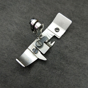 飞马四线压脚201230C 包缝机 拷边机压脚M700平底压脚全钢