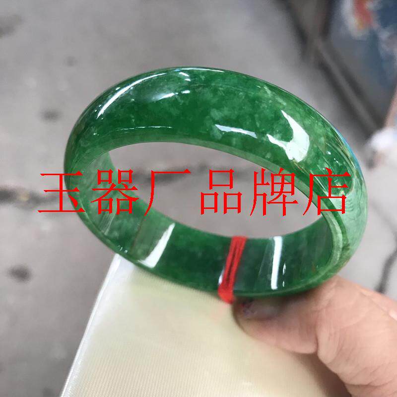 缅甸老坑高级感翡翠色干青宽版女款玉石铁龙生镯子处理冰糯种送礼
