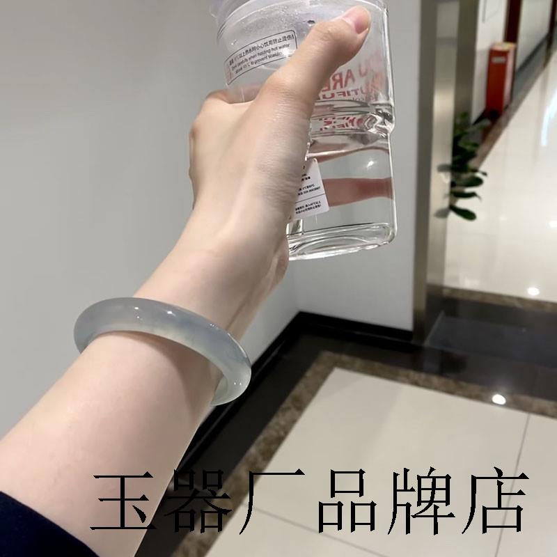 精品冰种飘花翡翠色手镯高冰蓝水天青色玉镯子冰透正圈贵妃镯女款