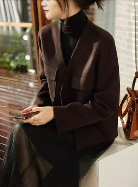 100%羊毛双面呢短外套女