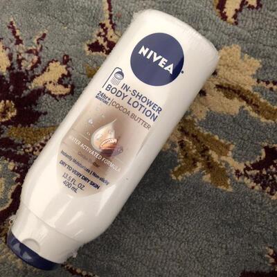 秋冬bi备 美版妮维雅Nivea In-Shower沐浴身体乳液保湿可可脂400m