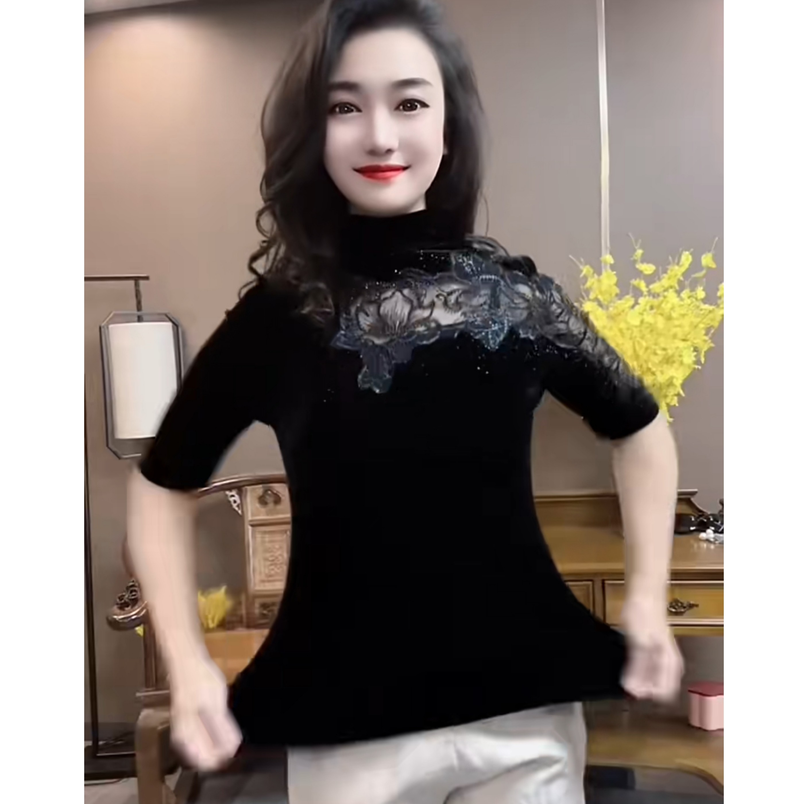 2026秋季新款黑色立领五分袖刺绣衬衫女丝绒显瘦百搭上衣高级感图片