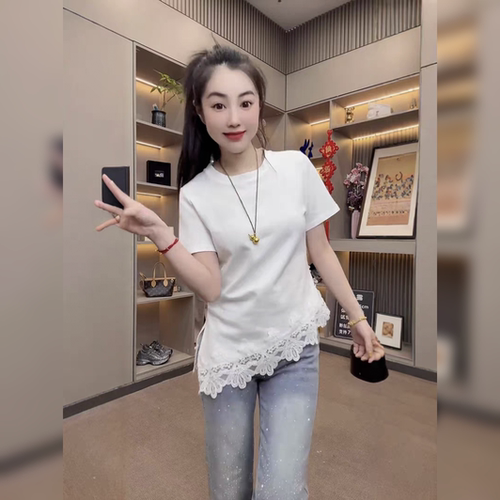 夏薄款设计感蕾丝拼接短袖T恤