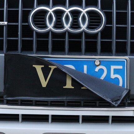套防尘罩可定制定做LOGO文字罩汽车车牌罩牌照套VIP加厚皮革车牌