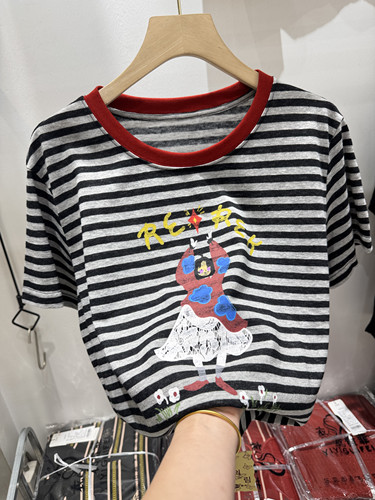 短袖T恤撞色圆领套头上衣