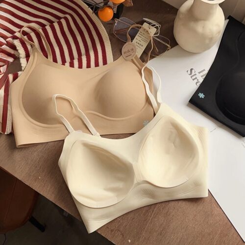 升级版冰皮裸感粉底液美背聚拢防下垂无痕隐形透气内衣女9901