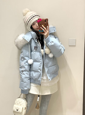 甜美雪花刺绣短款加厚保暖棉服女