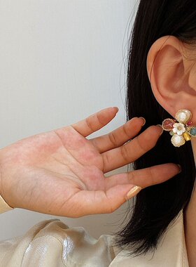 pixiemarket欧美淡水珍珠手工花瓣花朵耳环撞色复古银针耳钉女潮
