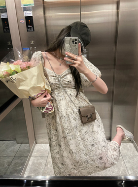泡泡袖碎花薄款V领一字肩连衣长裙女2025年新款甜美淑女印花夏季