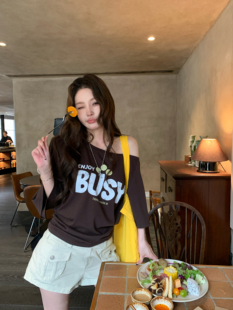 2026夏季 露肩字母印花斜肩T恤女 辣妹显瘦百搭上衣5730 HOLDER