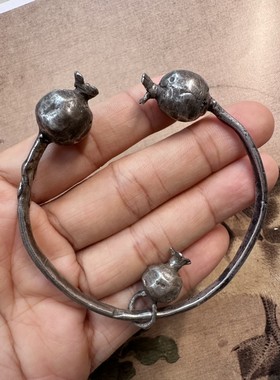 已结缘 可定制 足银石榴开口手镯