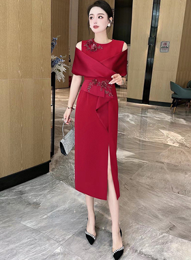 优雅名媛气质红色修身订珠绣花设计感礼服裙显瘦宴会婚宴连衣裙女