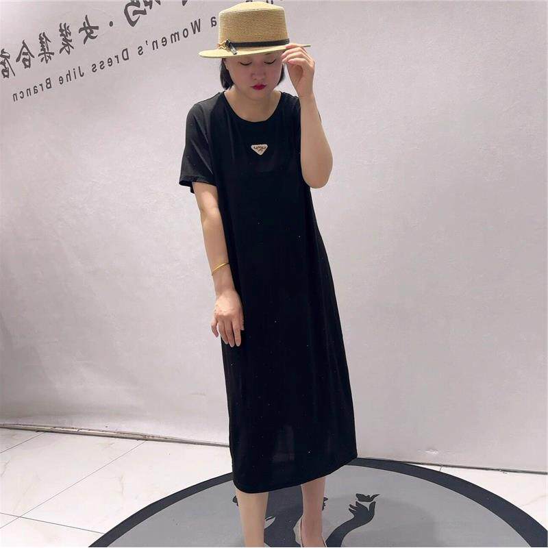 芮娜依莲时尚潮流裙2026夏装5266连衣裙加肥加大码女装宽松显瘦裙