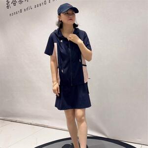芮娜依莲T恤2026夏季上衣7182短袖搭工装裙两件套加肥加大码女装