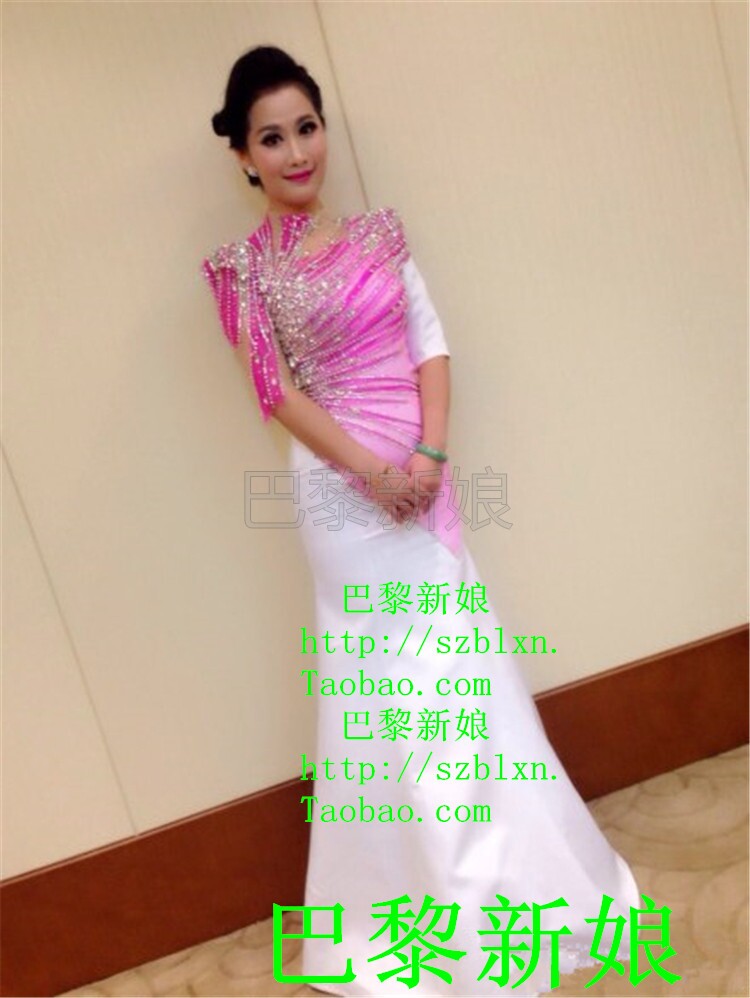 2026新款白色加玫红色五分袖独唱演唱音乐会歌唱比赛表演演出礼服