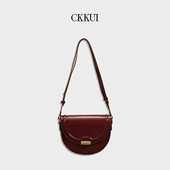 CKKUI 复古轻奢酒红色pu包包2026新款 翻盖马鞍包高级感单肩斜挎包