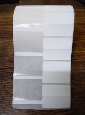 彩色通信标签 F型红色标签，P型绿色标签 80*32不干胶标签