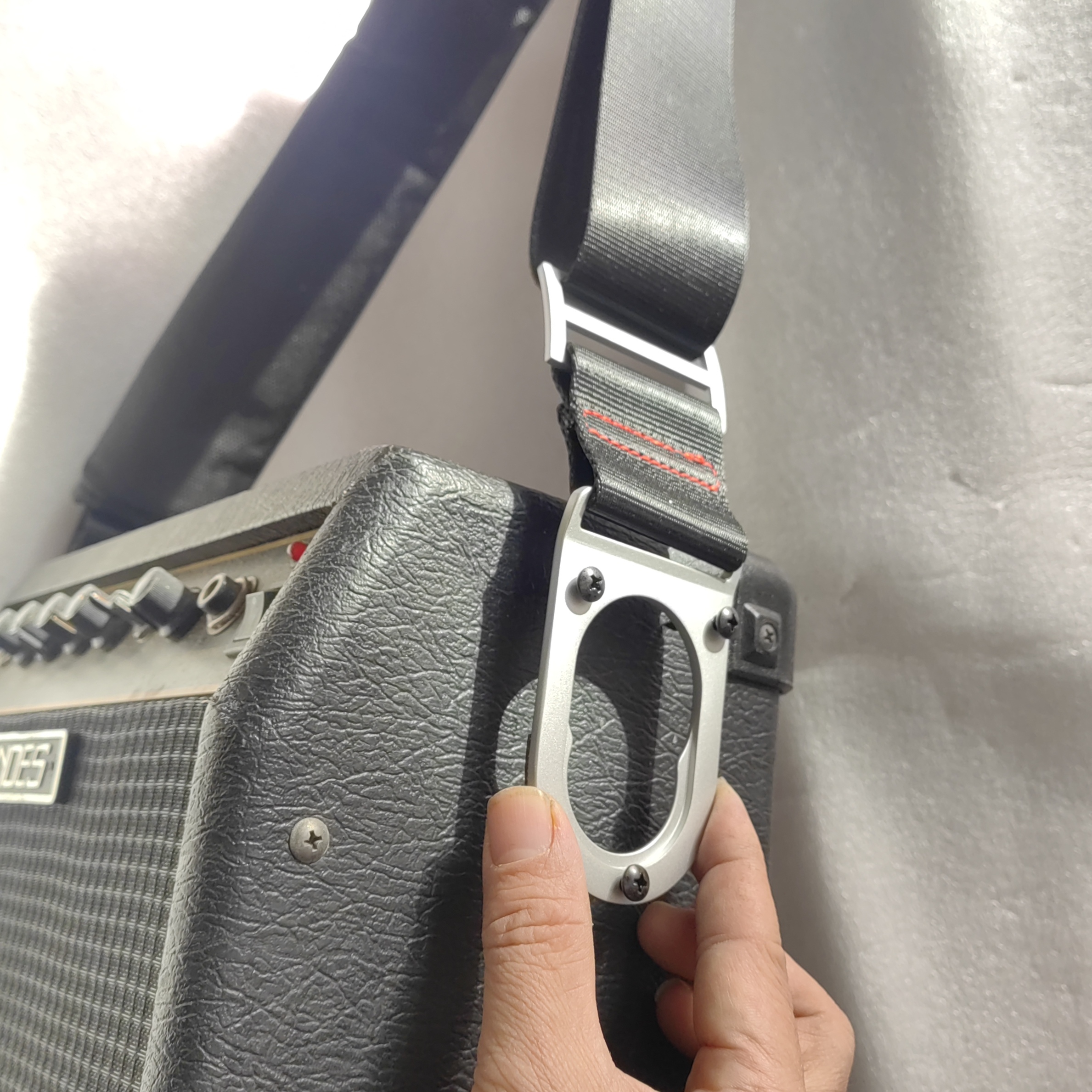 音箱大号背带铝合金卡扣背带大品牌加厚加宽背带可以调最长160㎝