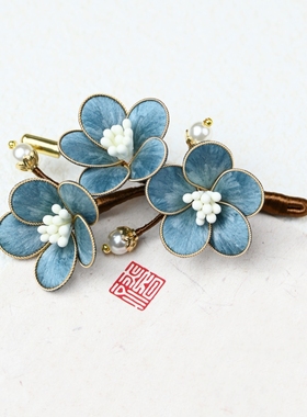 青芸-非遗绒花掐蚕丝旗袍女教师职场配饰质感新中式小礼物品胸针