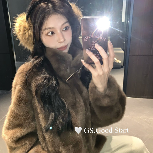 GS.GOOD START-计有点小酷搭配加分项冬季气质时髦仿水貂毛短外套