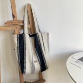 2024秋冬新款 黑白条纹毛呢单肩女包包百搭大容量双面妈咪包托特包