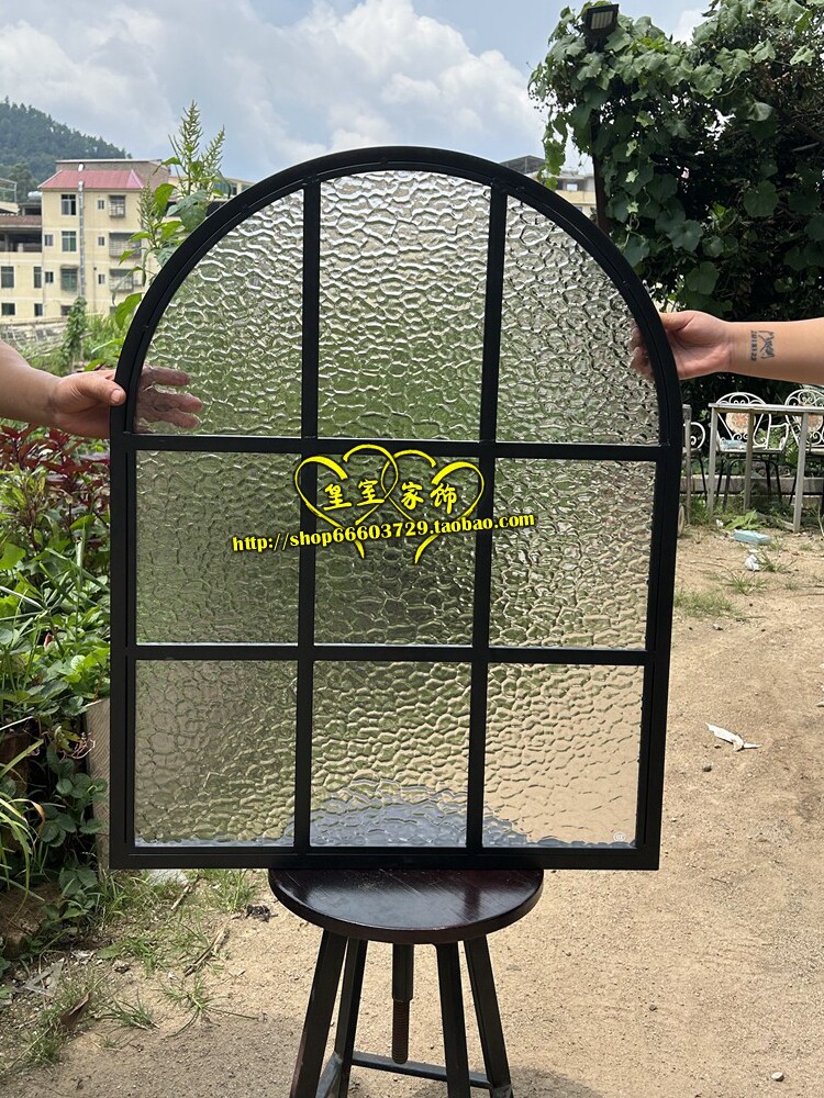 墙面装饰时尚新款铁艺假窗户壁饰壁景餐桌墙挂镜进门屏风隔断架i.