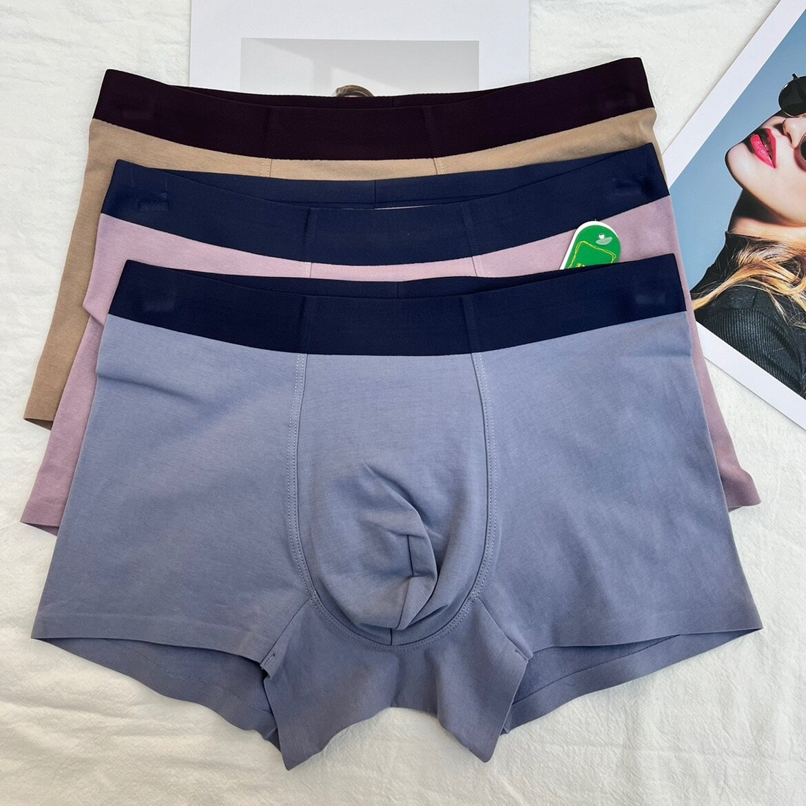 新款米娅林纯色纯棉舒适内裤无痕中腰男士平角裤透气夏季四角裤