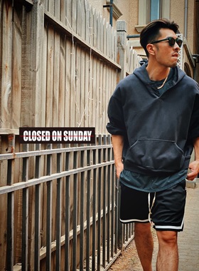 【售罄】关闭周日 CLOSED ON SUNDAY 白色条纹双层网眼短裤