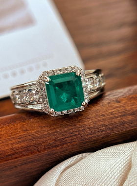 中性风 超仿真祖母绿戒指个性化方块人造宝石戒指女饰品配饰