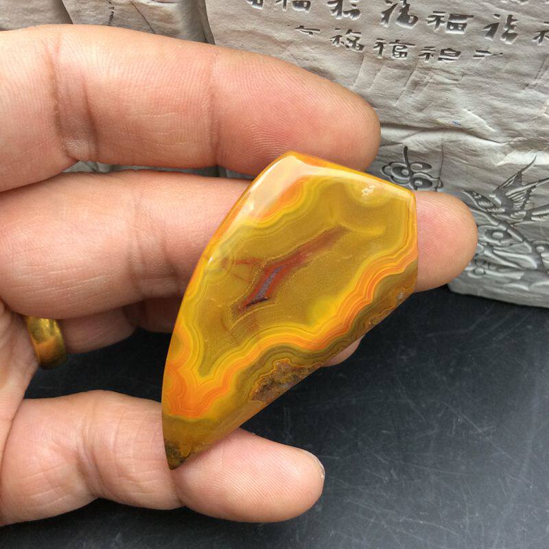 精美天然刘大湾战国红玛瑙收藏款个性狼牙项链吊坠 包邮