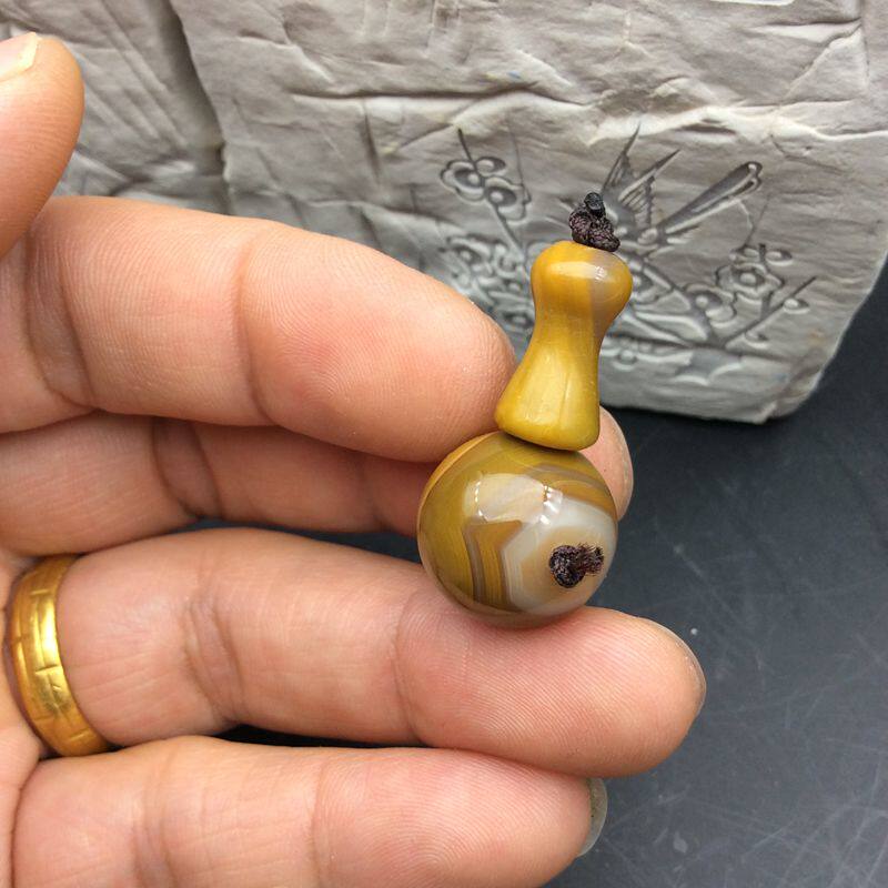 天然宣化上谷战国红玛瑙缠丝圆珠三通佛头佛塔 念珠手串DIY配饰