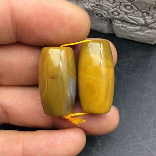 精美天然宣化战国红玛瑙鸡油黄桶珠精品108佛珠腰珠对珠 包邮