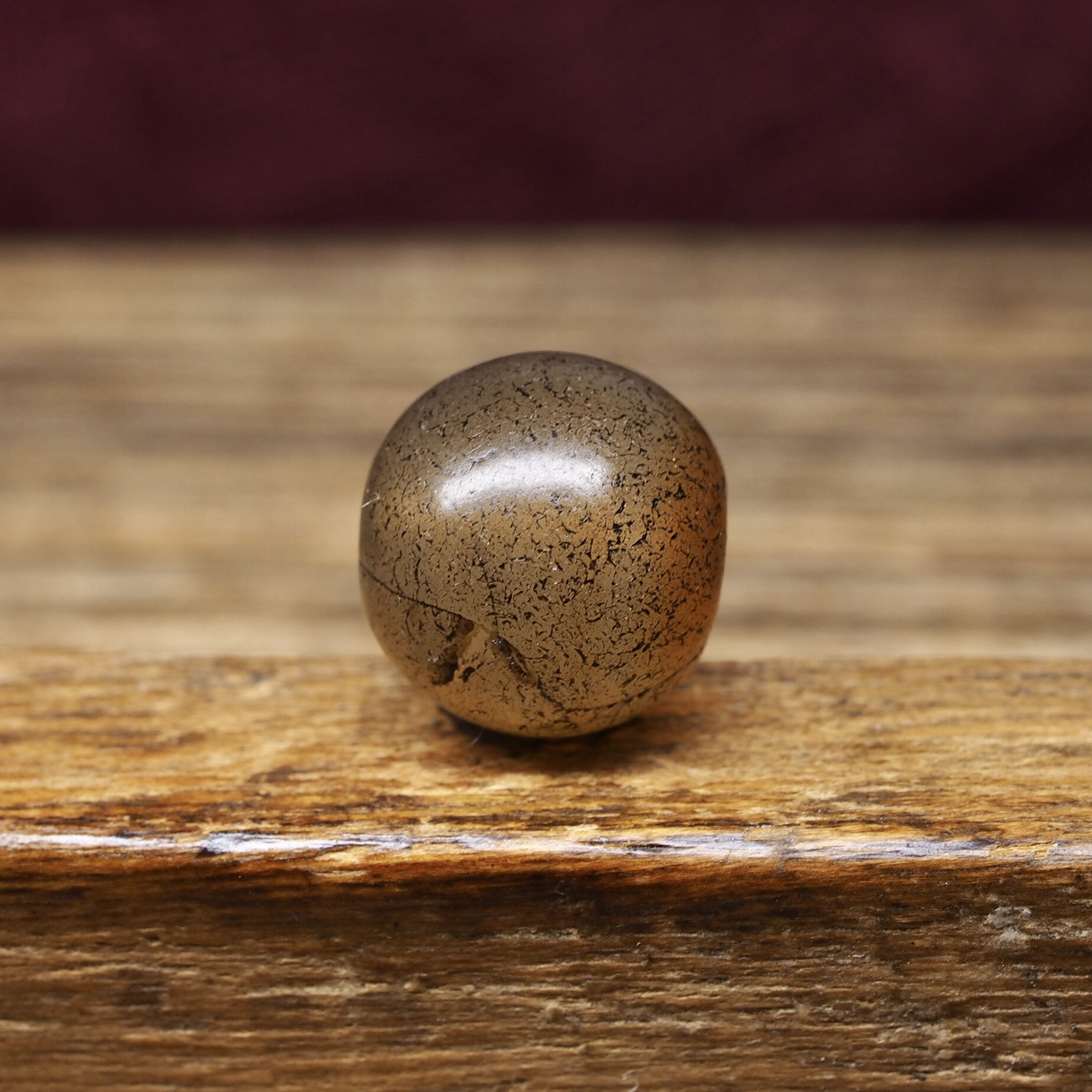 西亚高古千年荔枝冻糖色老玉髓玛瑙圆珠13mm 满风化纹 老裂 冰裂