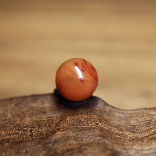 西亚千年阿契美尼德红色红玉髓圆珠9.3 有伤有裂 包老好价