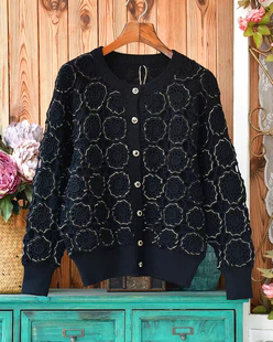 繁杂手工钩花双层厚款纯羊毛开衫女 小个子短款森系毛衣外套黑色
