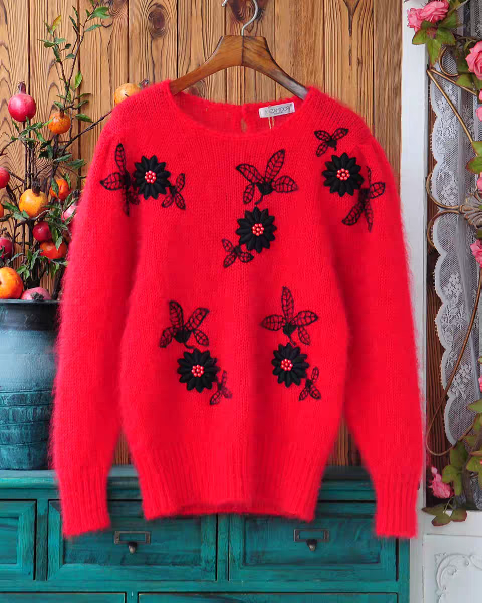 复古风红色马海毛毛衣女 蕾丝花朵刺绣钉珠秋冬宽松套头针织衫