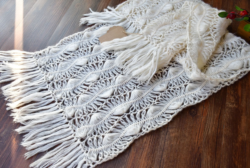 A森女文艺气质秋冬温暖马海毛清新甜美镂空纯色流苏围巾围脖披肩