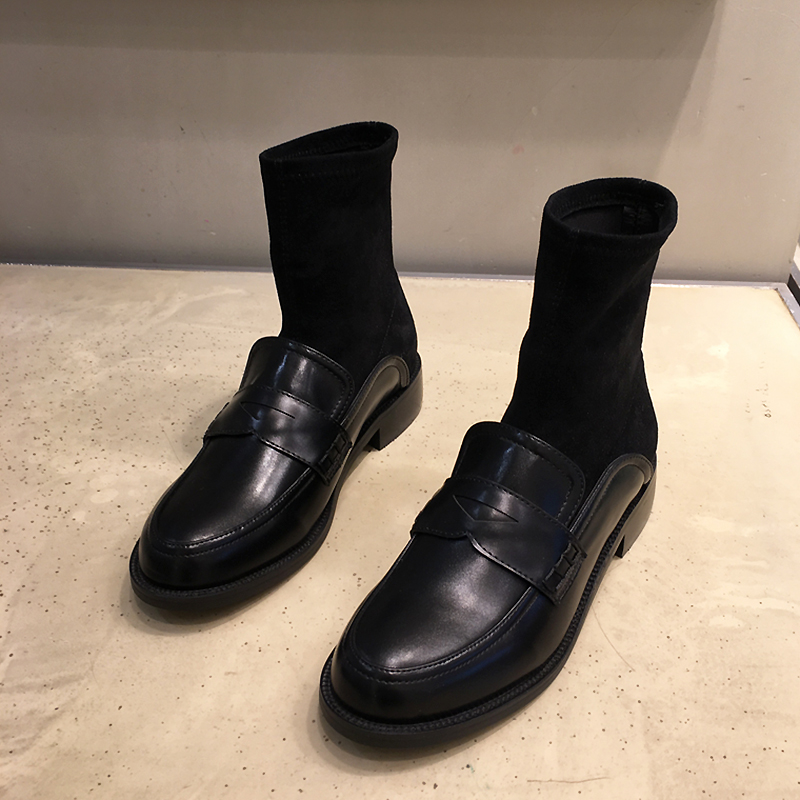 小小蘇韓國女鞋秋新款圓頭镂空皮帶拼接彈力套筒帥氣襪子靴短方跟在類目 女鞋, 靴子中 - 來自Buy2taobao.com提供專業的淘寶代購服務