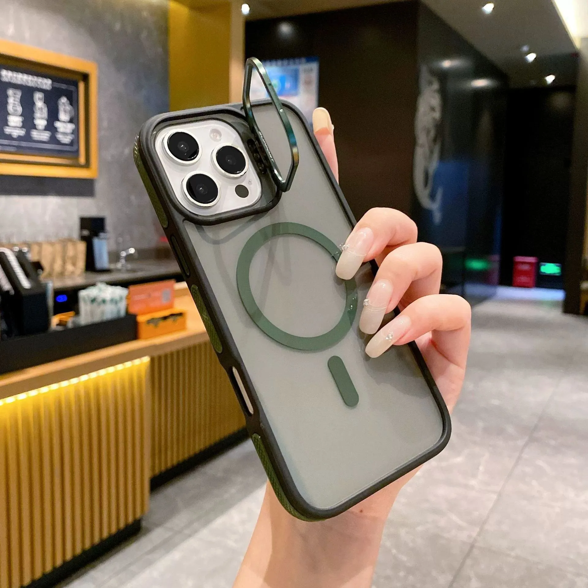 适用iPhone16E双色防摔磁吸手机壳苹果16PROMAX镜头支架保护套15