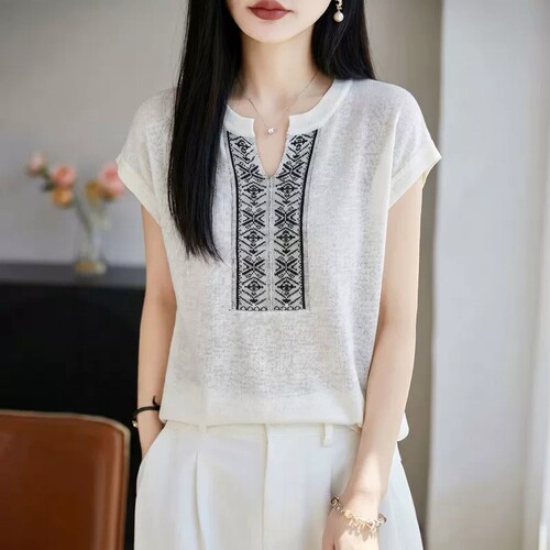 时尚品牌女装夏季新款法式V领短袖针织衫女宽松显瘦百搭气质上衣