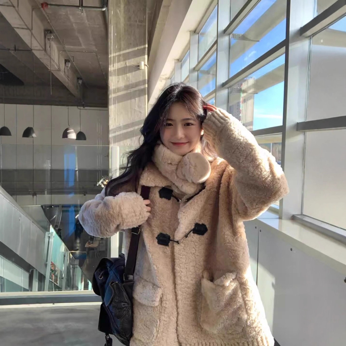 韩翻领甜美温柔奶fufu羊羔毛外套女仿皮毛一体毛绒绒大衣秋冬加厚