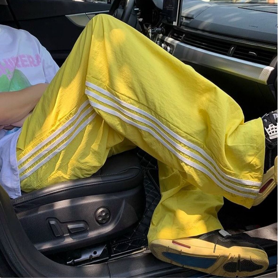 冰丝速干裤子女夏季新品三条杠条纹超薄透气情侣宽松休闲运动裤潮