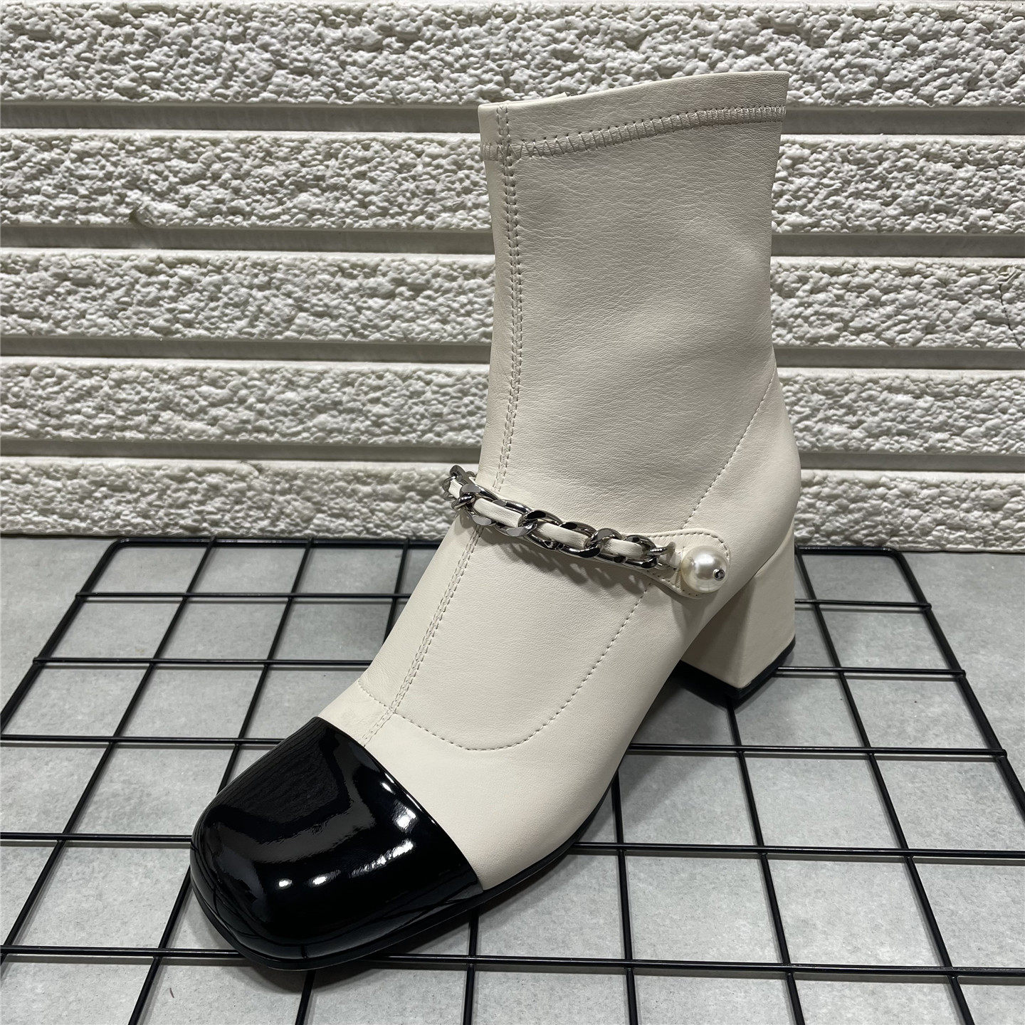 断码处理小香风拼色真皮女2025新款单靴百搭方头羊皮靴粗跟短靴女,女鞋,时装靴,淘宝优惠券,粉丝福利购,淘宝优惠卷