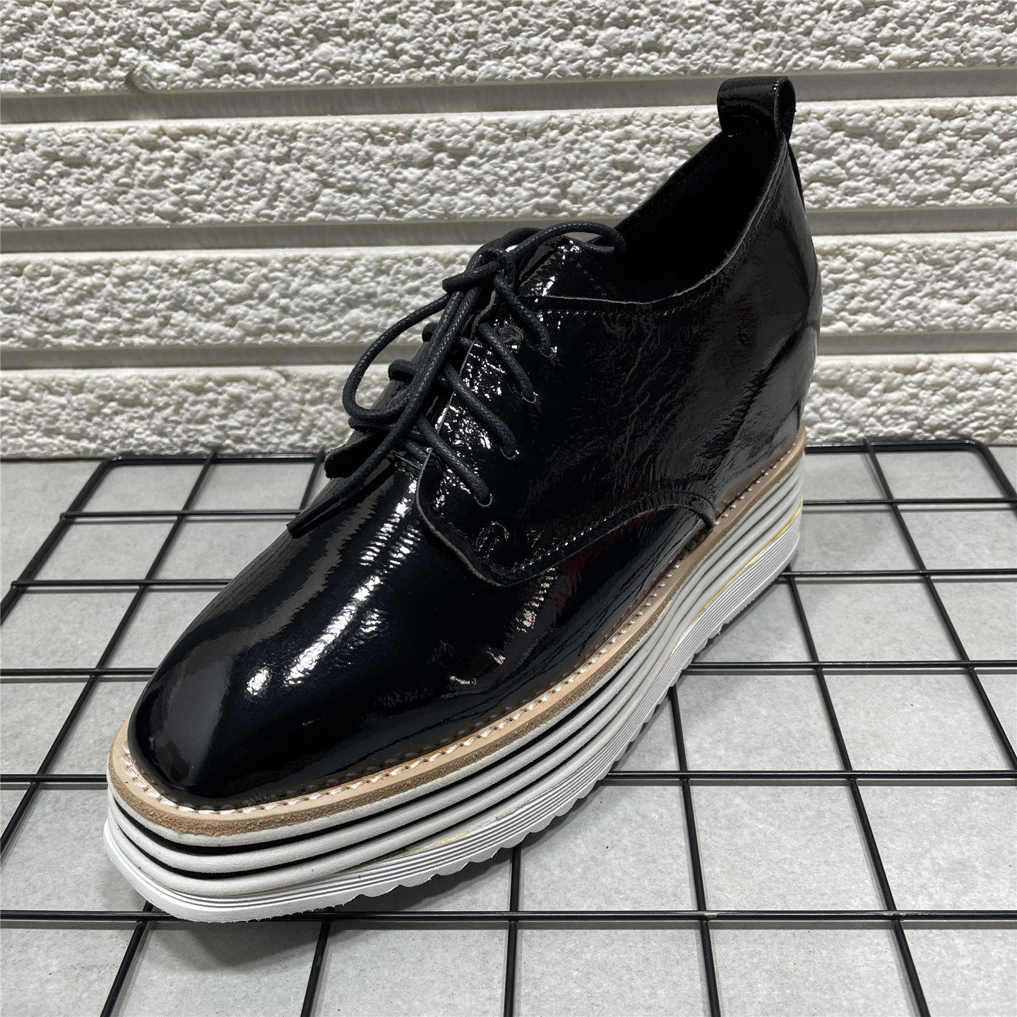 断码处理真皮时尚百搭内增高小皮鞋英伦风系带厚底坡跟休闲单鞋女