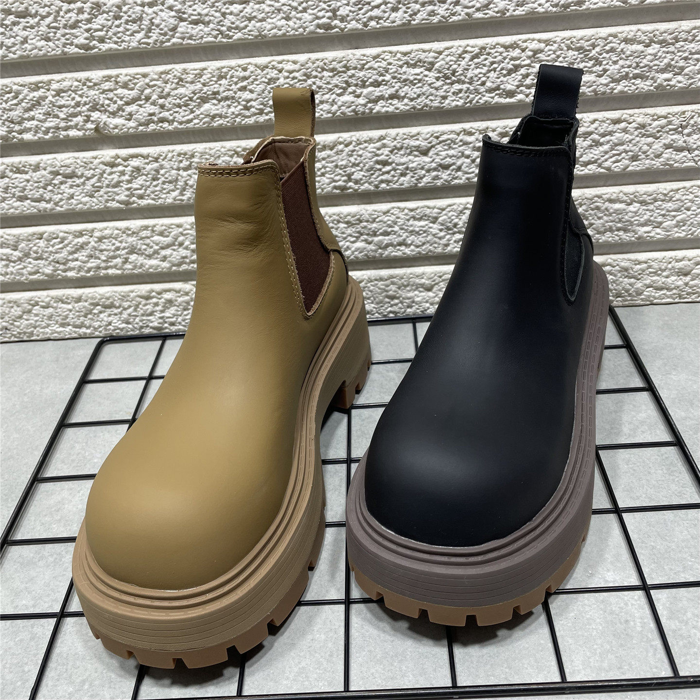 断码处理真皮圆头厚底英伦风显瘦切尔西烟筒靴马丁靴女瘦瘦短靴女,女鞋,烟筒靴,淘宝优惠券,粉丝福利购,淘宝优惠卷