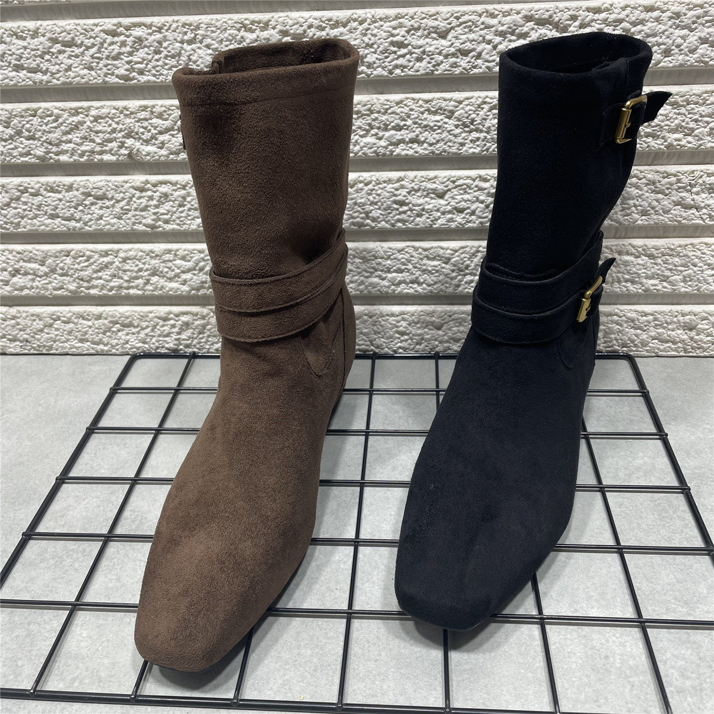 断码处理短靴女秋冬新款双扣带西部牛仔靴套筒方头低跟绒面瘦瘦靴,女鞋,西部靴,淘宝优惠券,粉丝福利购,淘宝优惠卷