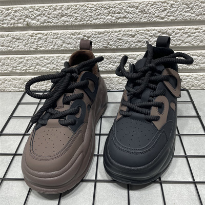 断码处理真皮厚底加绒板鞋女