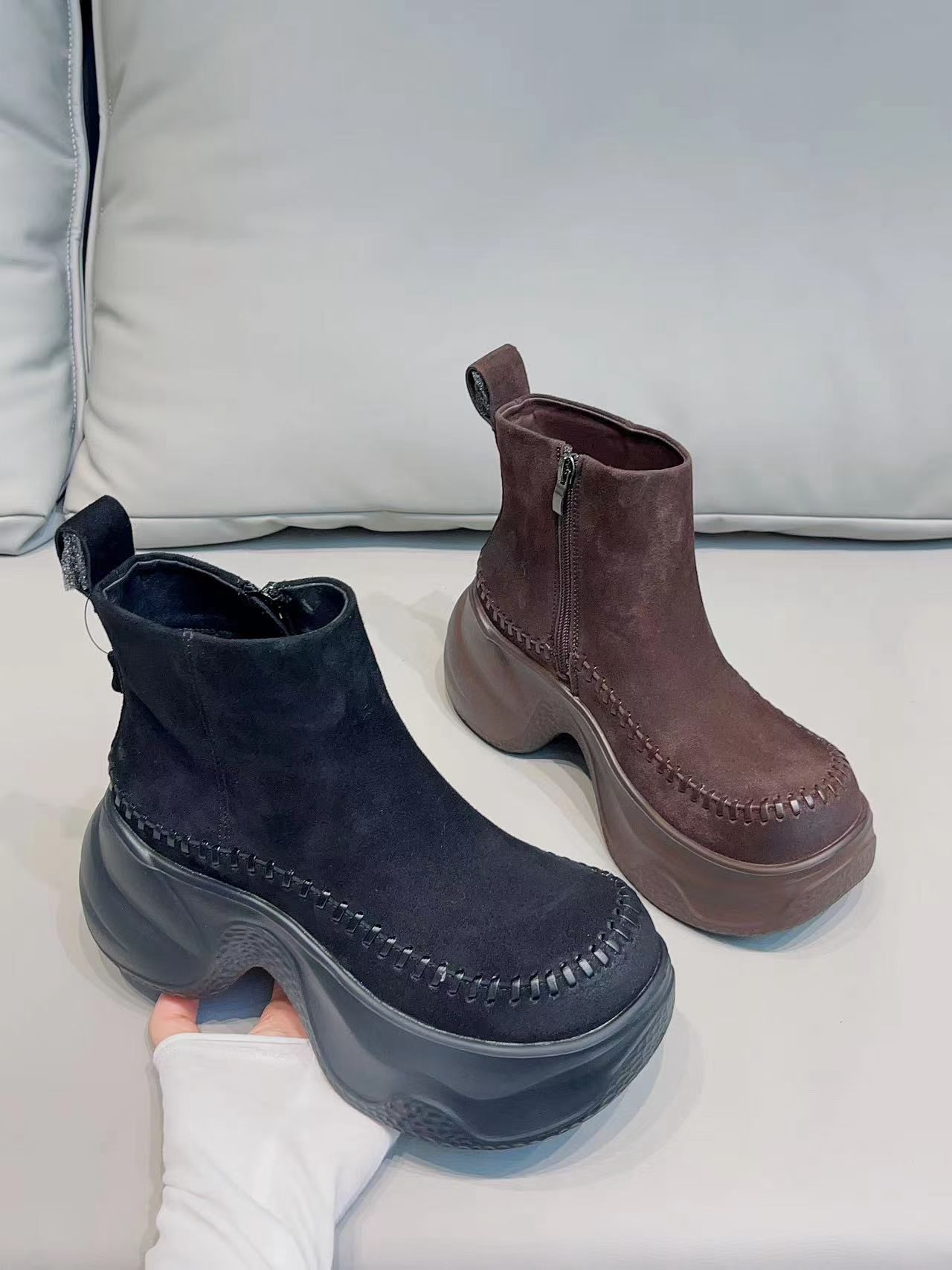 一见心动～实体店同售2025新款时尚休闲舒适百搭厚底切尔西马丁靴