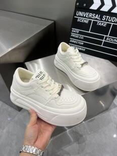 乐萱～好看！实体店同售炸街款小白鞋2026春新款时尚休闲舒适女鞋