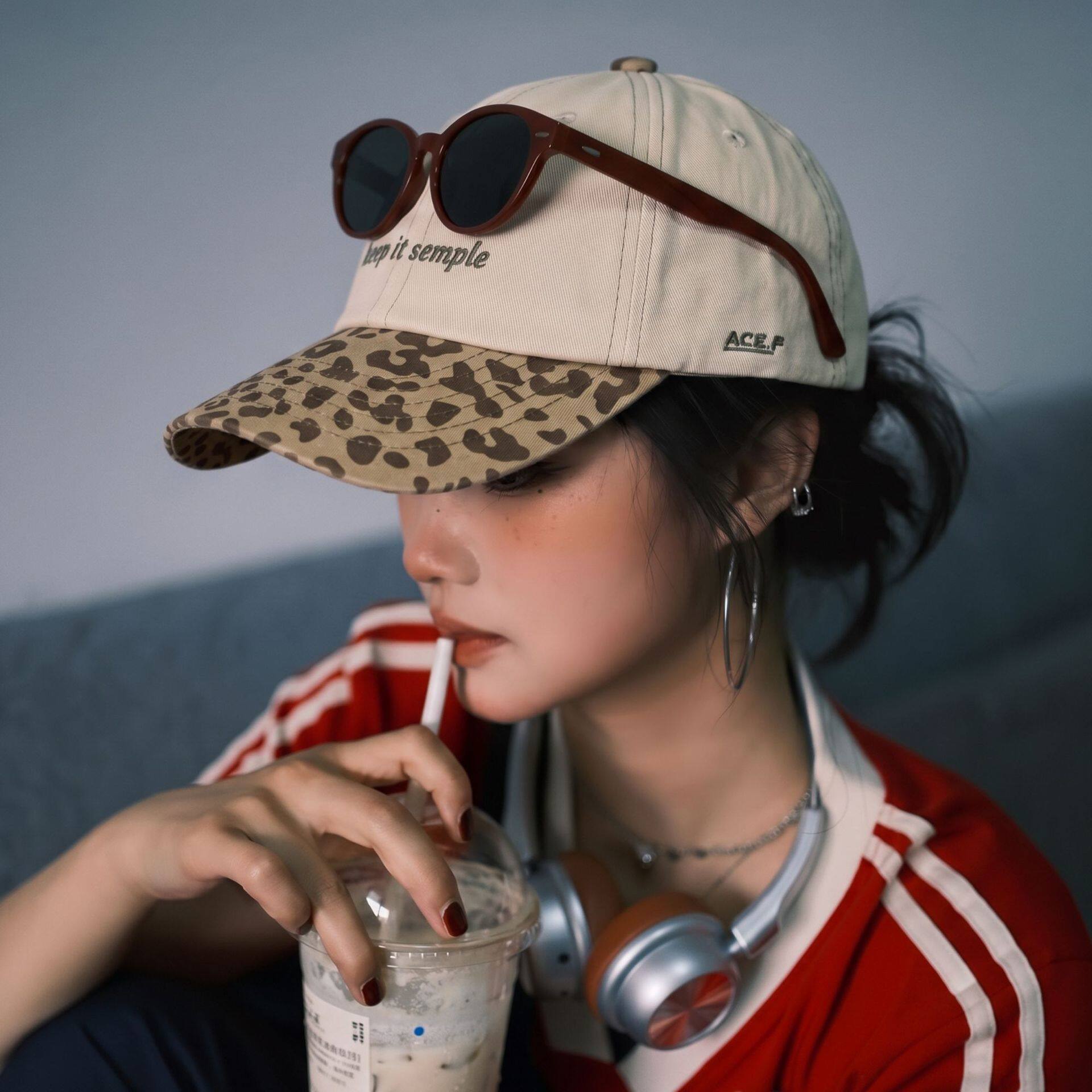 粉色豹纹显脸小弯檐鸭舌帽女款